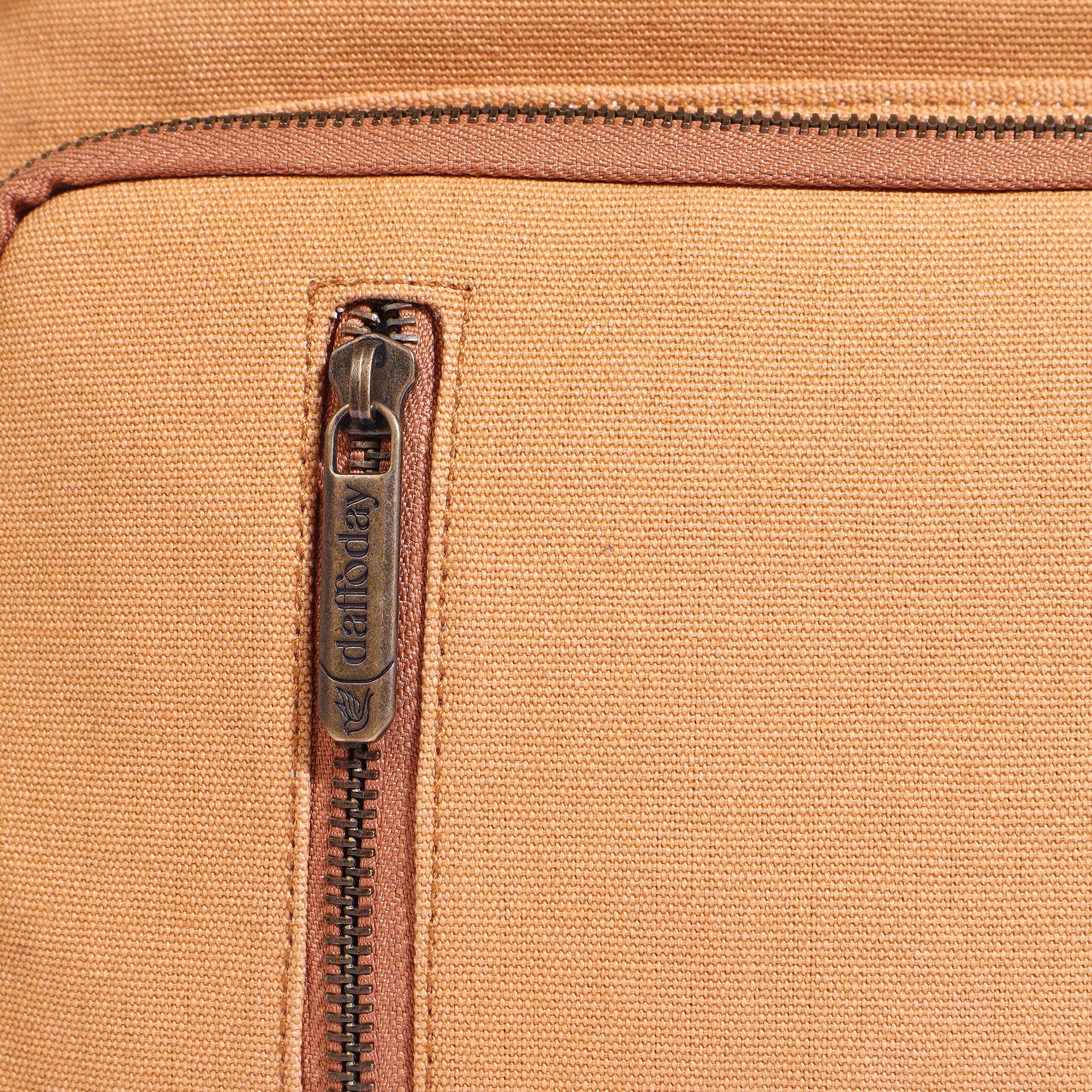 Dual Pocket Backpack| Metrolite Dual Pocket Backpack—Black & Olive
