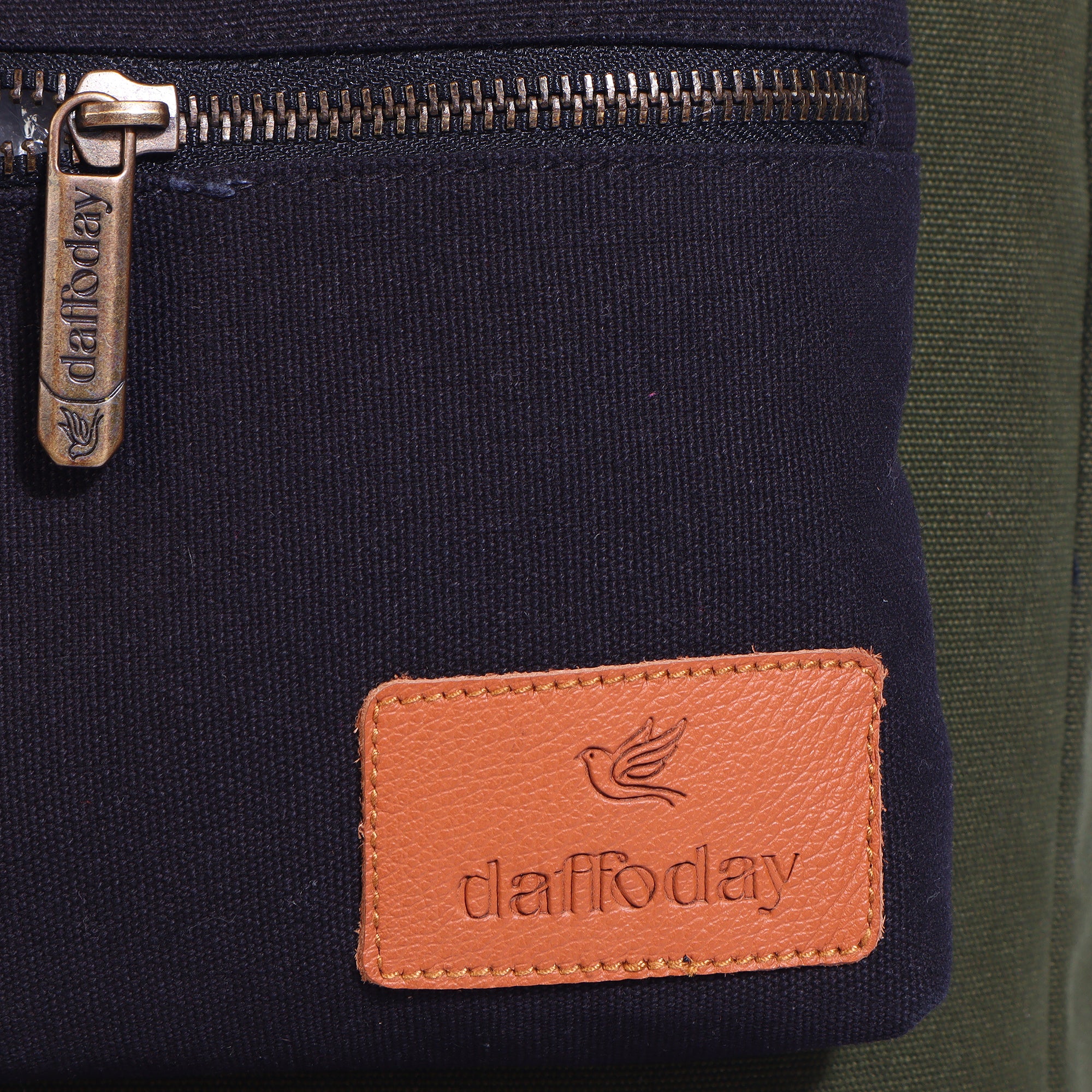 Dual Pocket Backpack| Metrolite Dual Pocket Backpack — Tan & Black
