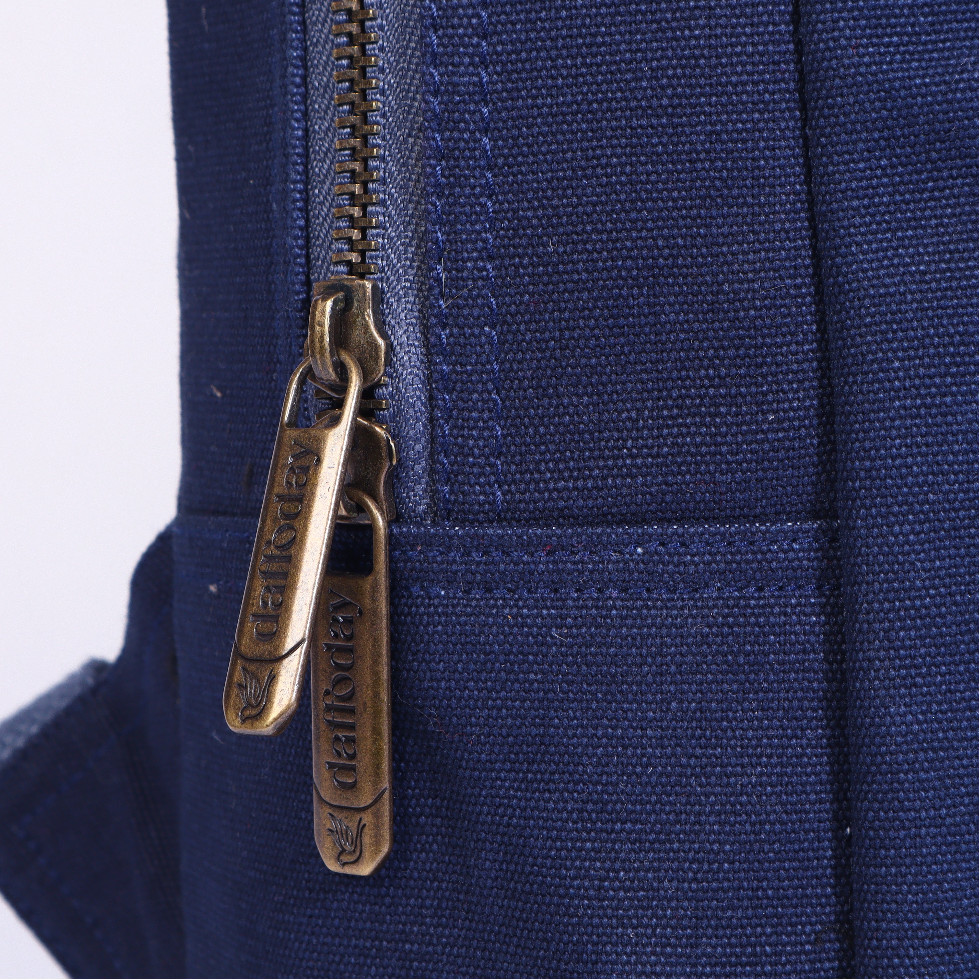 Dual Pocket Backpack| Metrolite Dual Pocket Backpack — Tan & Black