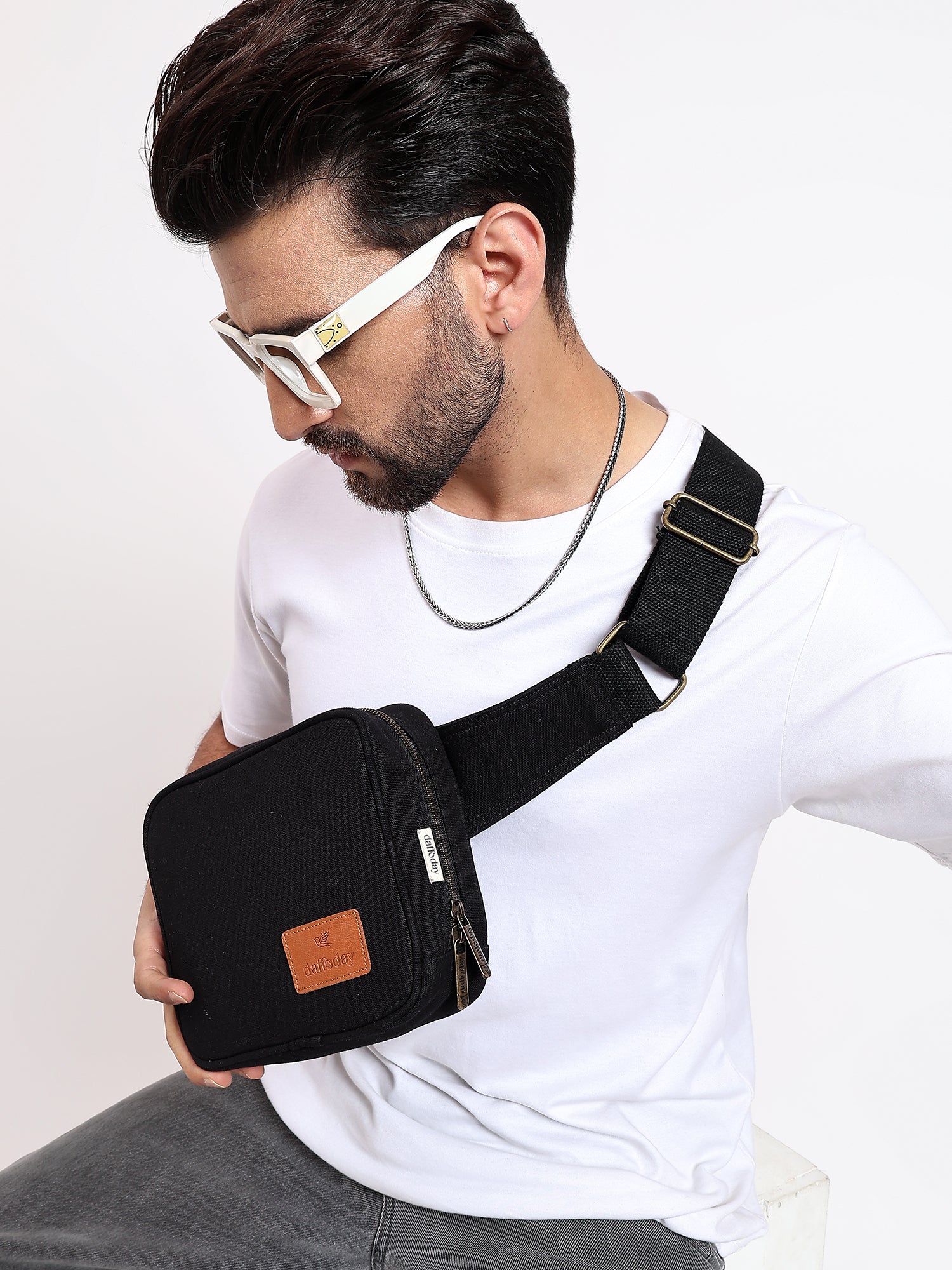 Daffoday Canvas Black Sling Bag For Men & Women